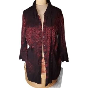 NEW YORK & CO Black With Red Glittering Paisley Design Long Sleeve ButtonUp Top